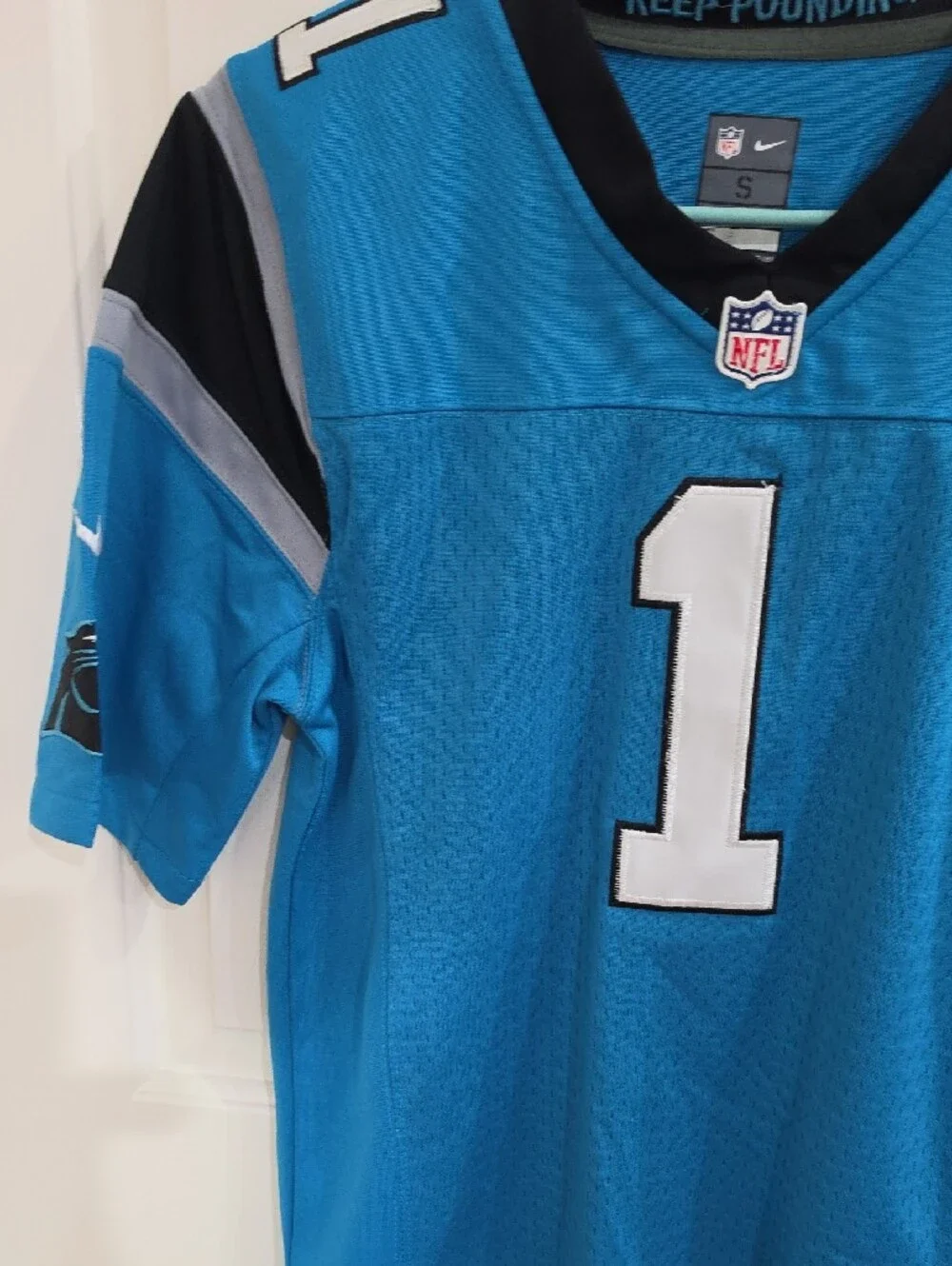 Nike NFL Carolina Panthers Cam Newton #1 Youth Jersey - Size S (8) Blue